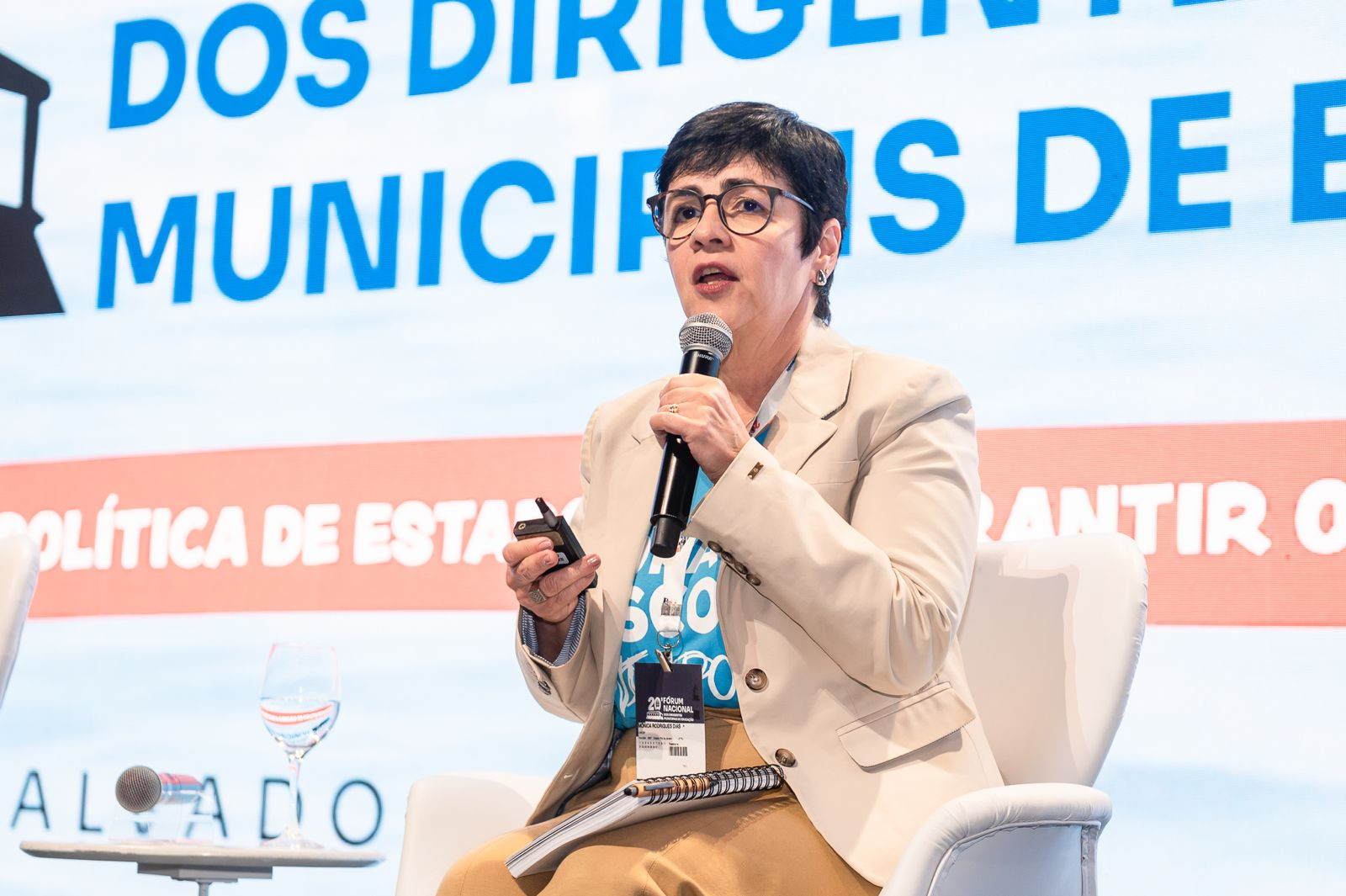 Painéis da Exclusão Escolar: nova ferramenta da Busca Ativa Escolar conquista dirigentes municipais de Educação no 20º Fórum da Undime Painéis da Exclusão Escolar: nova ferramenta da Busca Ativa Escolar conquista dirigentes municipais de Educação no 20º Fórum da Undime